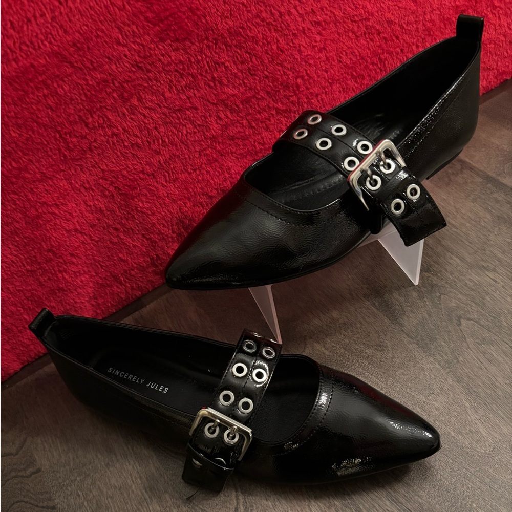 Sincerely Jules Black Flats with Silver Accents